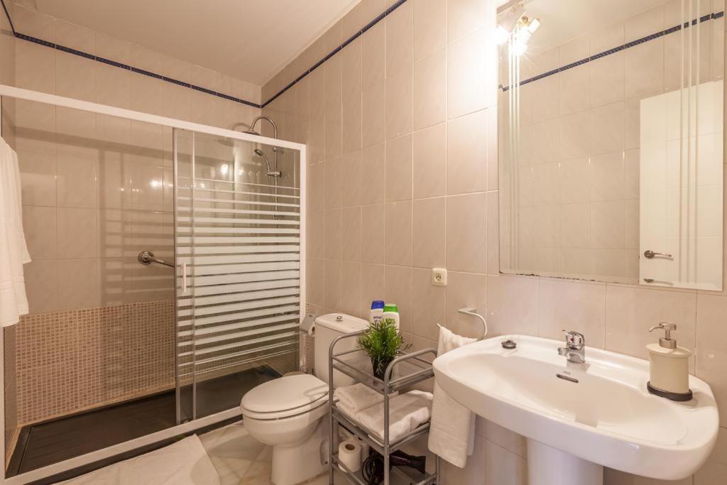 Gavidia Center Premium Suites, Free Parking Sewilla Zewnętrze zdjęcie