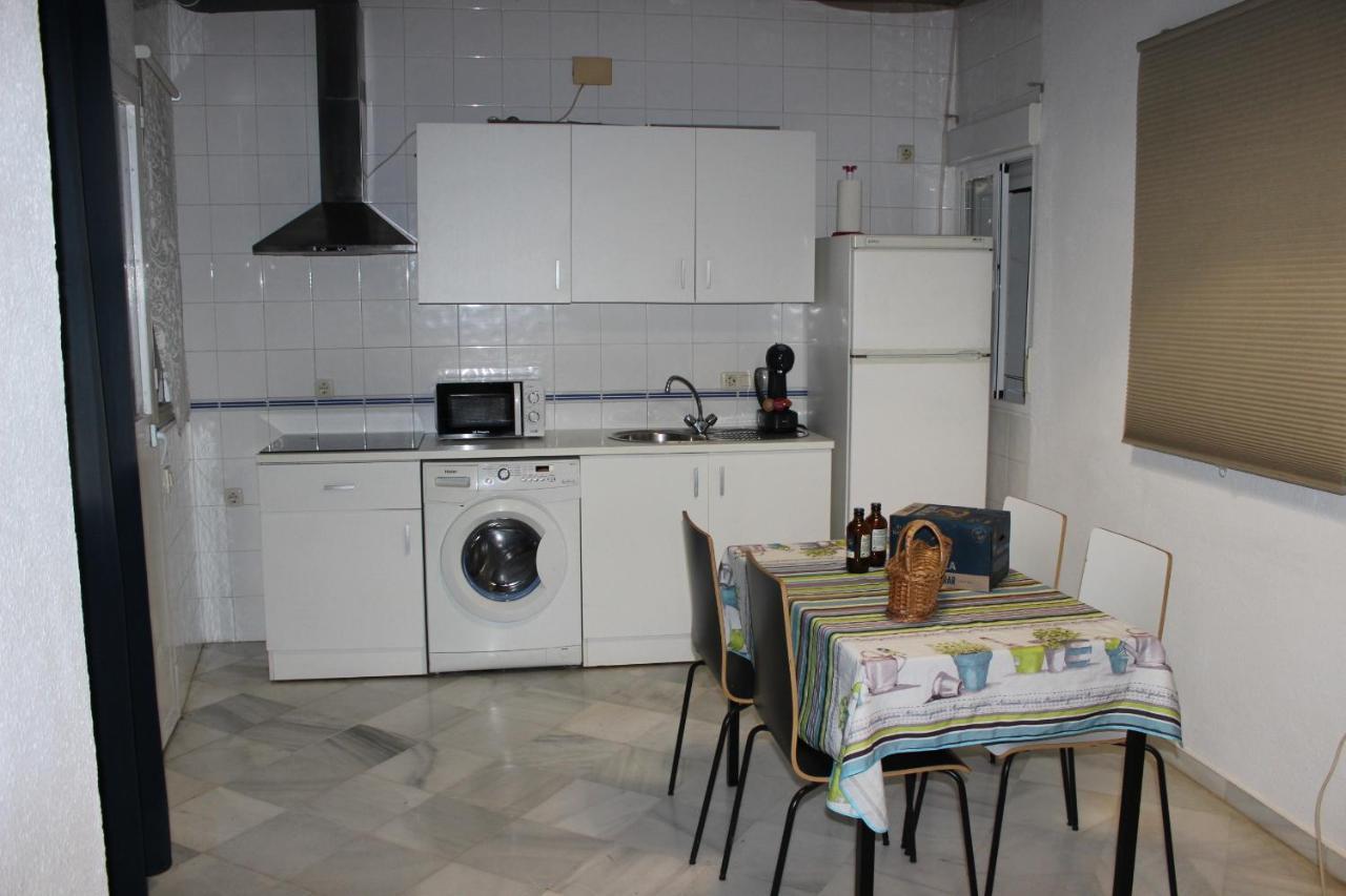 Gavidia Center Premium Suites, Free Parking Sewilla Zewnętrze zdjęcie